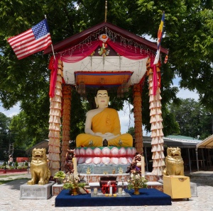 Wat Trairatanaram Khmer Buddhist Temple
